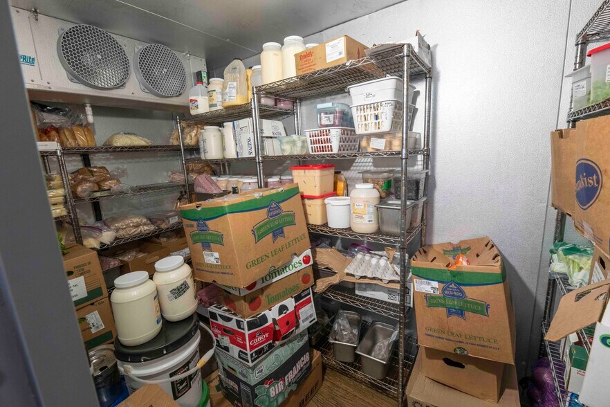 More Photos Of 1368 Ocean Shore Blvd, Ormond Beach Restaurant For Sale