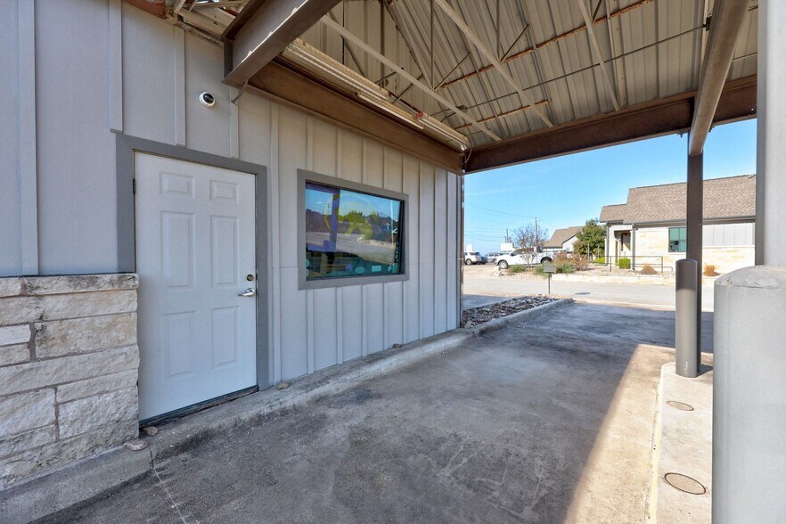 More Photos Of 14262 W State Highway 29, Liberty Hill General Retail For Sale
