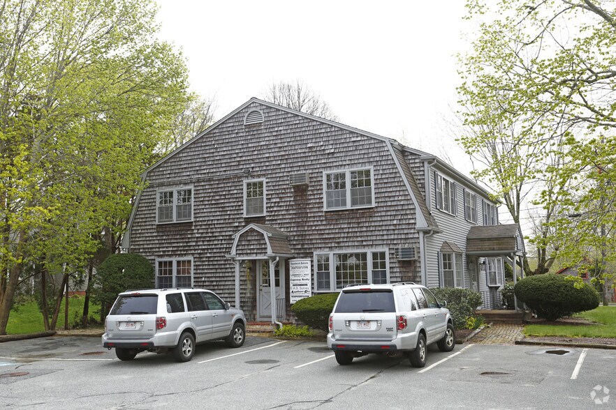 More Photos Of 141 Rt-6a, Sandwich Loft Creative Space For Lease