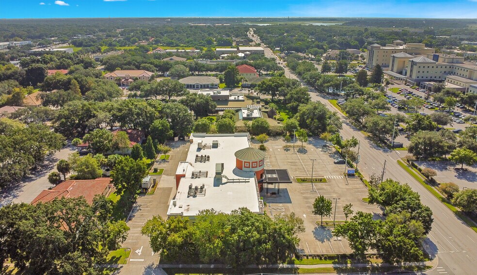 More Photos Of 737 W Oak St, Kissimmee Office For Sale