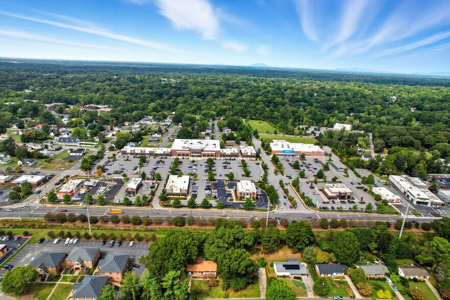 Primary Photo Of 208-278 Harvey St, Winston-Salem Storefront For Lease