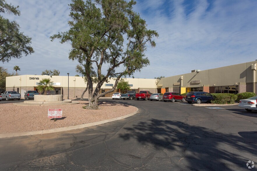 Primary Photo Of 3532 W Thomas Rd, Phoenix Unknown For Lease