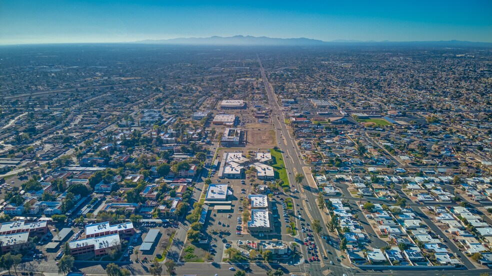 More Photos Of 3201 W Peoria Ave, Phoenix Medical For Lease