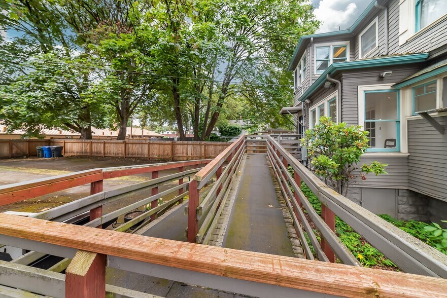 More Photos Of 354 W 6th Ave, Eugene Storefront Retail Office For Sale