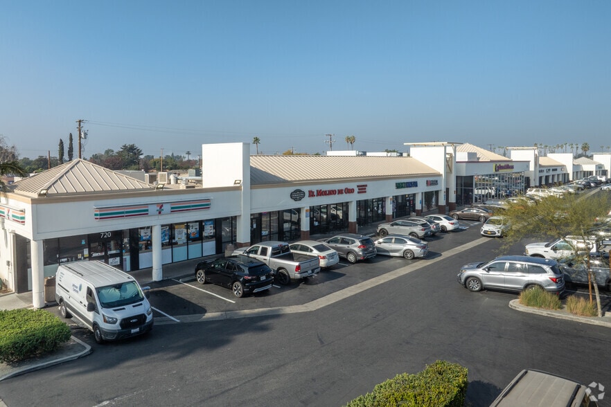 Primary Photo Of 772 N Tustin St, Orange Restaurant For Lease