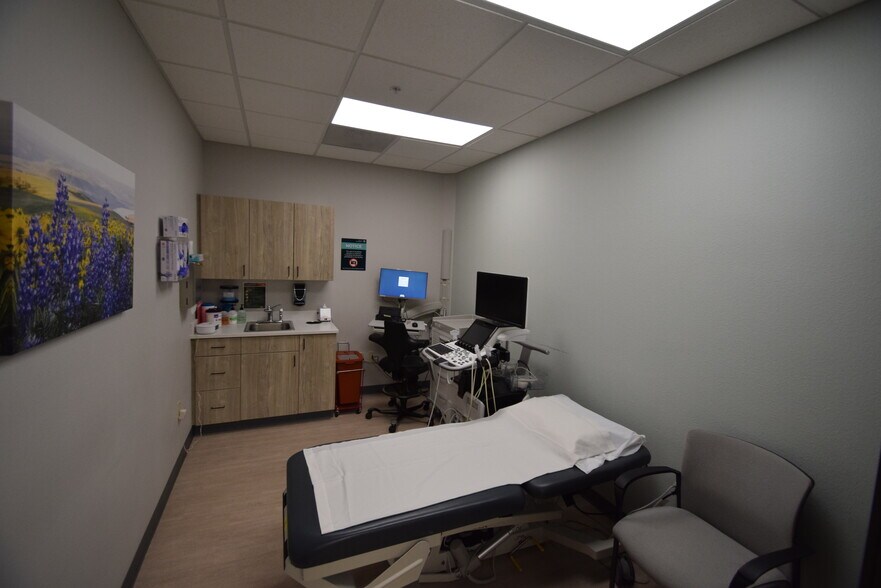 More Photos Of 1475 SW Chandler Ave, Bend Medical For Lease