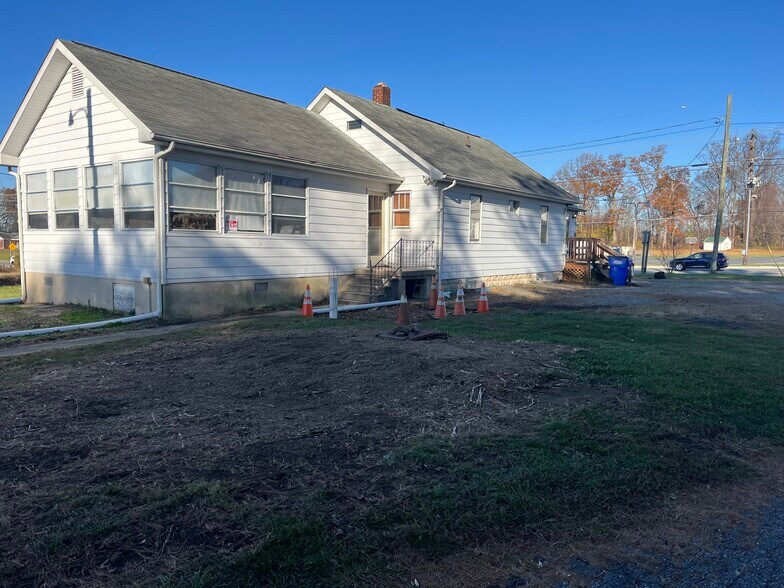 More Photos Of 2101 E Churchville Rd, Bel Air General Retail For Lease