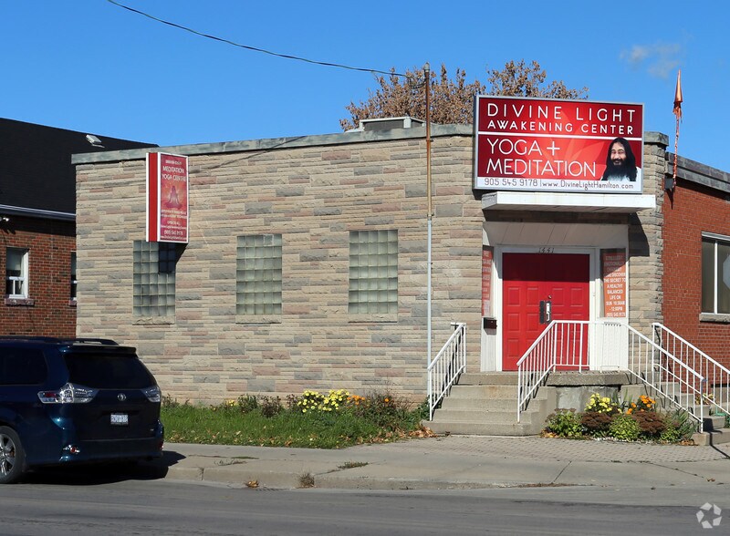 More Photos Of 1441 Barton St E, Hamilton Storefront For Sale