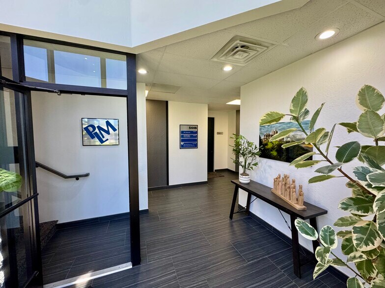 More Photos Of 5446 Thornwood Dr, San Jose Medical For Lease
