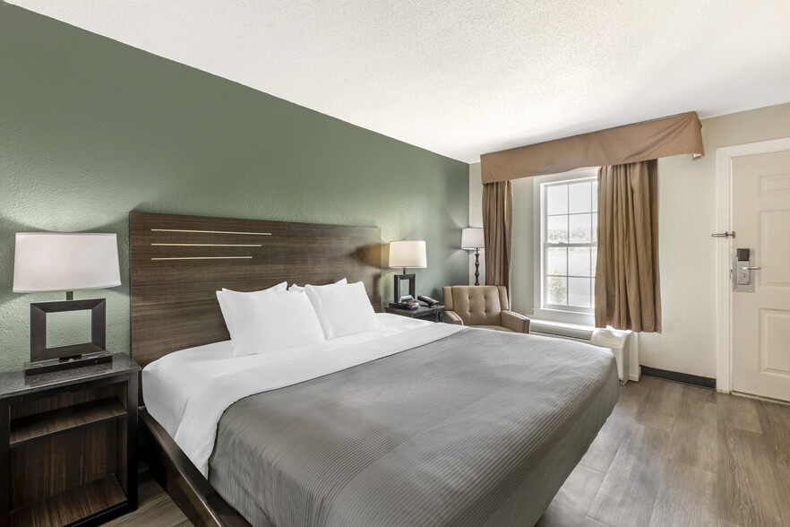 More Photos Of 8929 Old Number Six Hwy, Santee Hotel For Sale