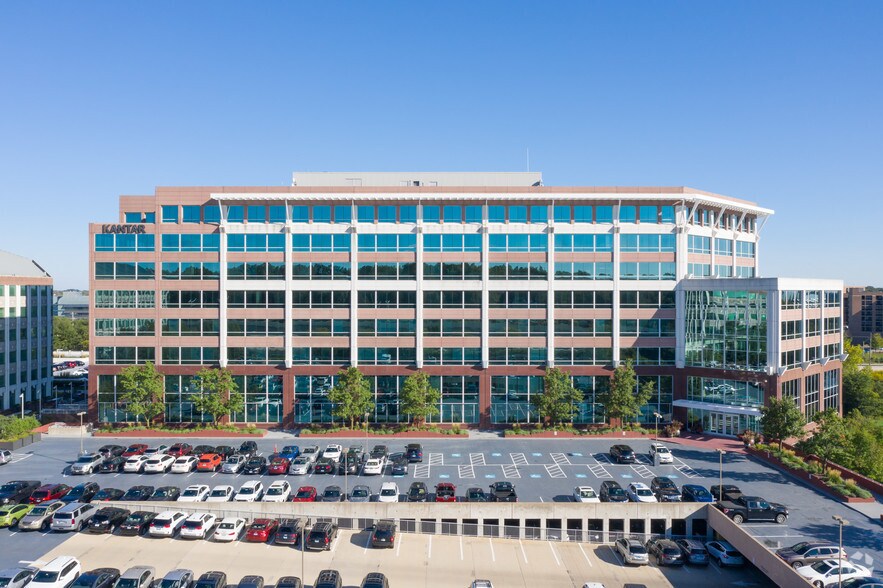 More Photos Of 3333 Warrenville Rd, Lisle Office For Lease