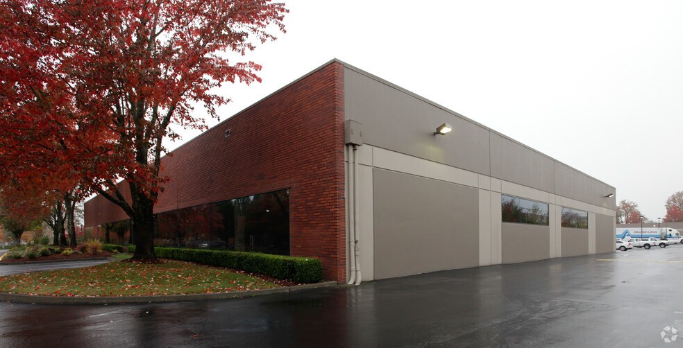 More Photos Of 9200 SW Nimbus Ave, Beaverton Flex For Lease