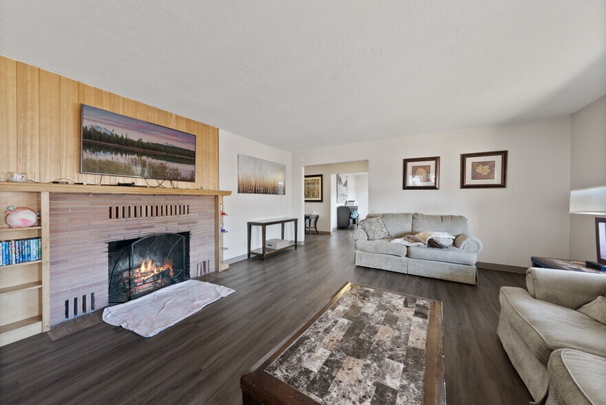More Photos Of 3105 NW O. B. Riley Rd, Bend Hotel For Sale