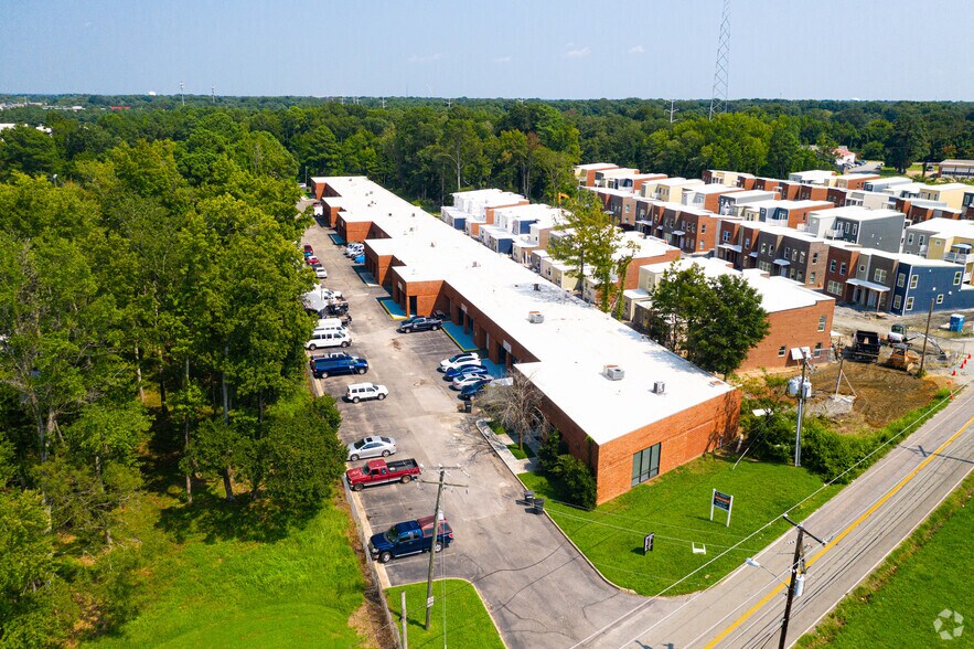 Primary Photo Of 6290 Old Warwick Rd, Richmond Light Manufacturing For Lease