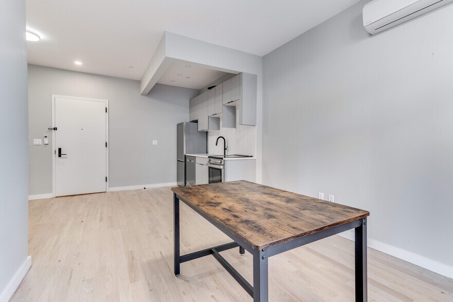 More Photos Of 2819 Clarendon Rd, Brooklyn Apartments For Sale
