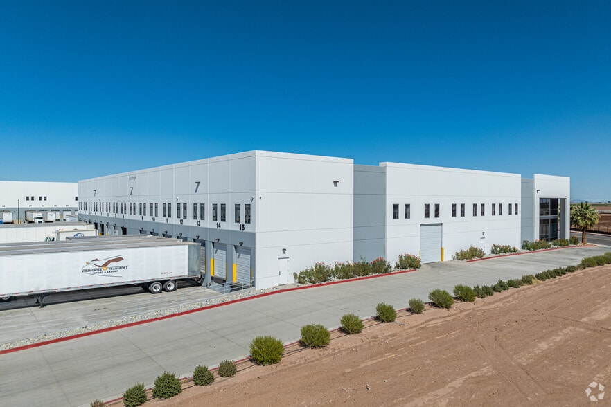 More Photos Of 1749 Gateway Rd, Calexico Unknown For Lease