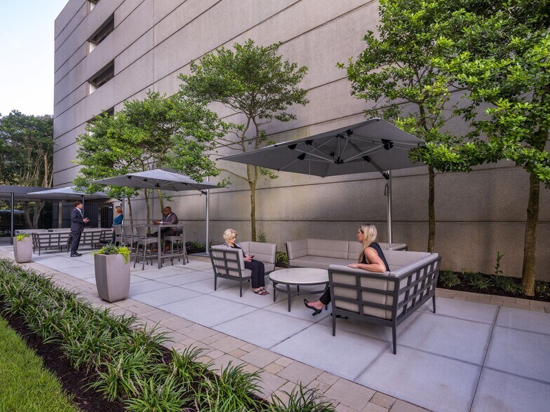 More Photos Of 3355 W Alabama St, Houston Office For Lease
