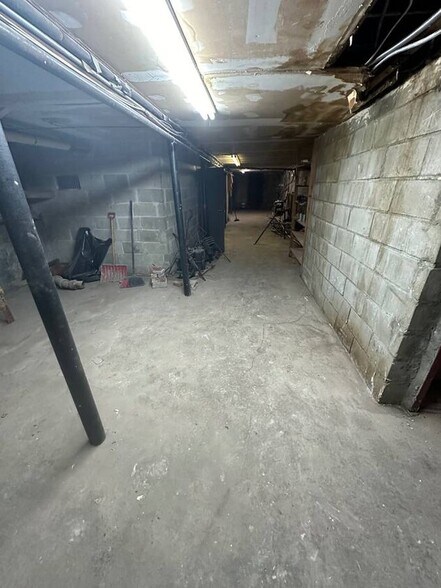 More Photos Of 219-09 Hempstead Ave, Queens Village Storefront Retail Residential For Lease