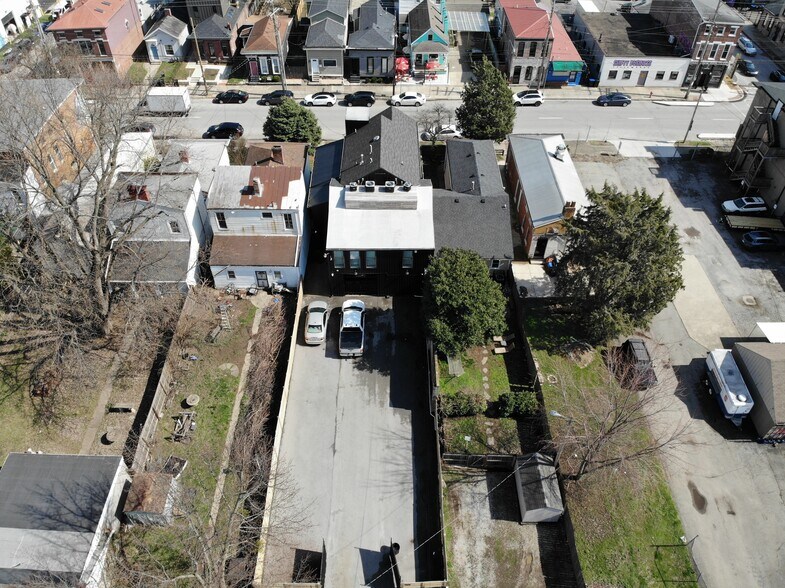More Photos Of 1110 Logan St, Louisville Storefront Retail Residential For Sale