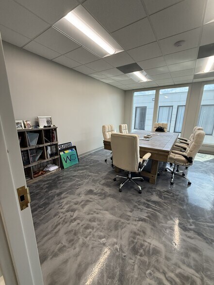 More Photos Of 767 E Brookhaven Cir E, Memphis Medical For Lease