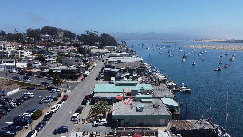 More Photos Of 715 Embarcadero, Morro Bay Restaurant For Lease