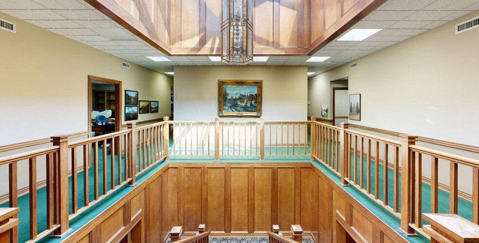 More Photos Of 119 S 2nd St, Rogers Office For Sale