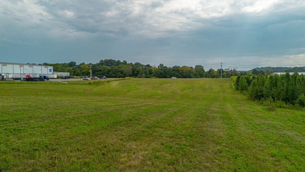 More Photos Of 1033 Veterans Dr, Lewisburg Land For Sale