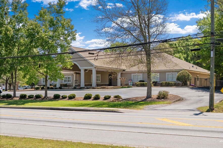 More Photos Of 516 W Bankhead Hwy, Villa Rica Daycare Center For Sale