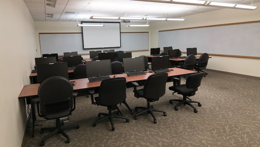 More Photos Of 31 Maple St, Milford Office For Sale