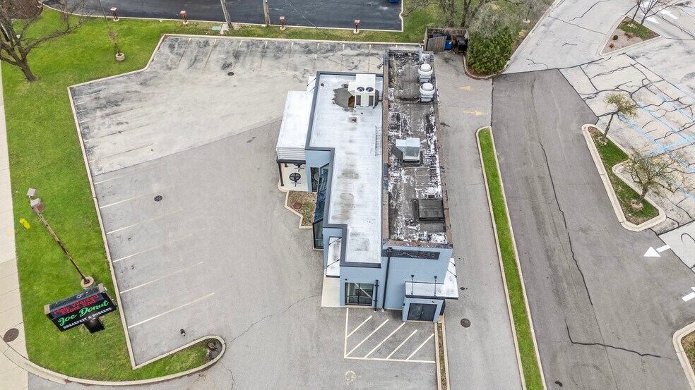 More Photos Of 720 E Rand Rd, Mount Prospect Fast Food For Sale