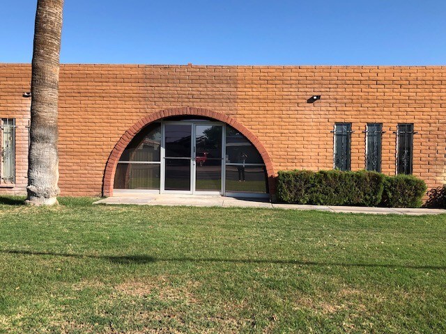 More Photos Of 3334 W McDowell Rd, Phoenix Warehouse For Lease