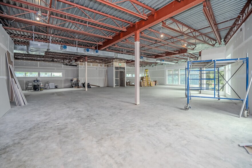 More Photos Of 3455 Victoria Dr, Vancouver Office For Lease