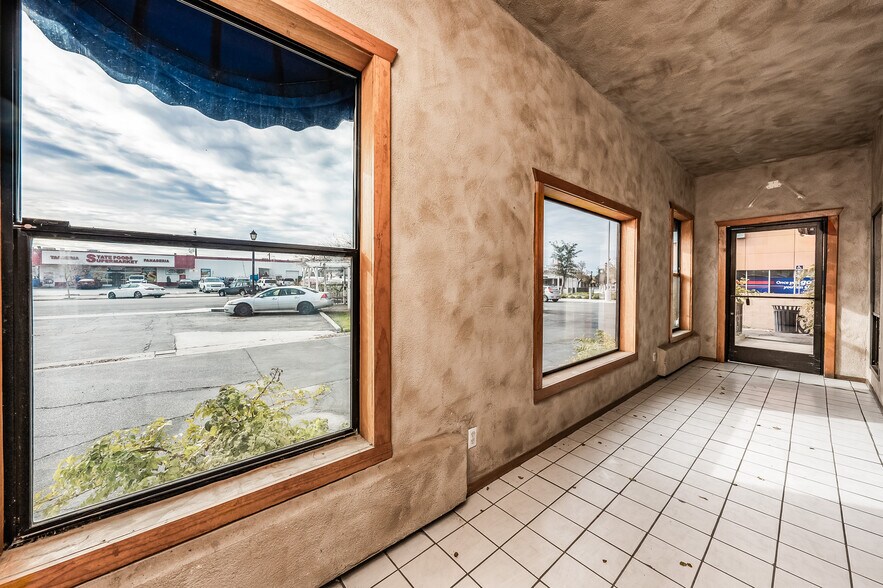 More Photos Of 927 O St, Firebaugh Healthcare For Sale