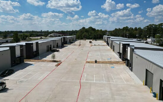 More Photos Of 2323 S Houston Ave, Humble Manufacturing For Sale