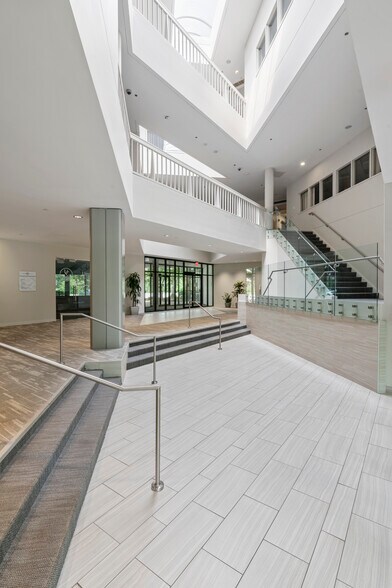 More Photos Of 81 Hartwell Ave, Lexington Office For Lease