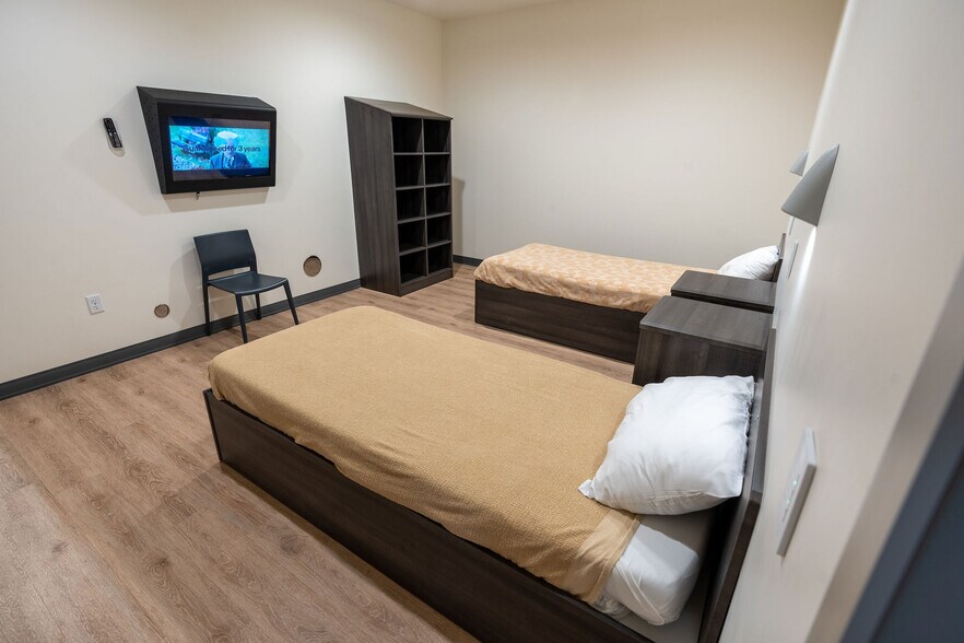 More Photos Of 1841 N 24th St, Phoenix Rehabilitation Center For Sale