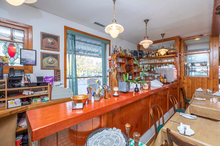 More Photos Of 14 Marier Av, Ottawa Storefront Retail Residential For Sale