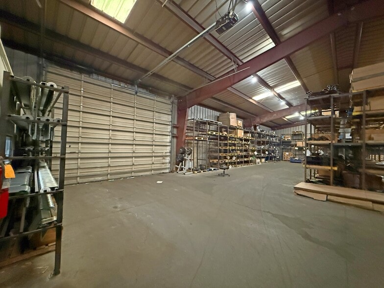 More Photos Of 2120 4th Ave, Holdrege Industrial For Sale