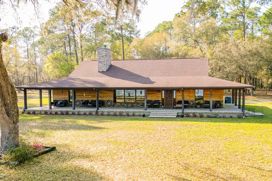 More Photos Of 8600 NE 147th Avenue Rd, Silver Springs Lodge Meeting Hall For Sale