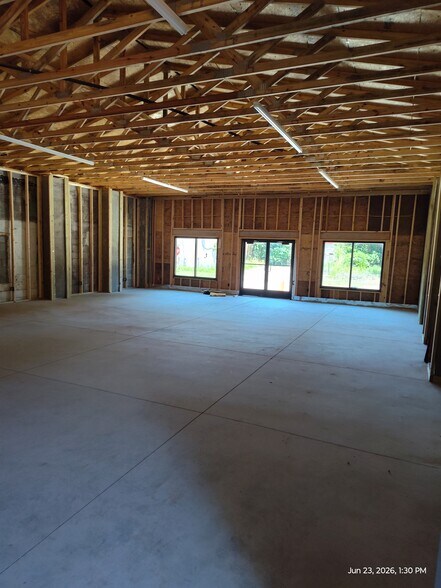 More Photos Of 104 Central Ave, Gray Court Storefront Retail Office For Sale