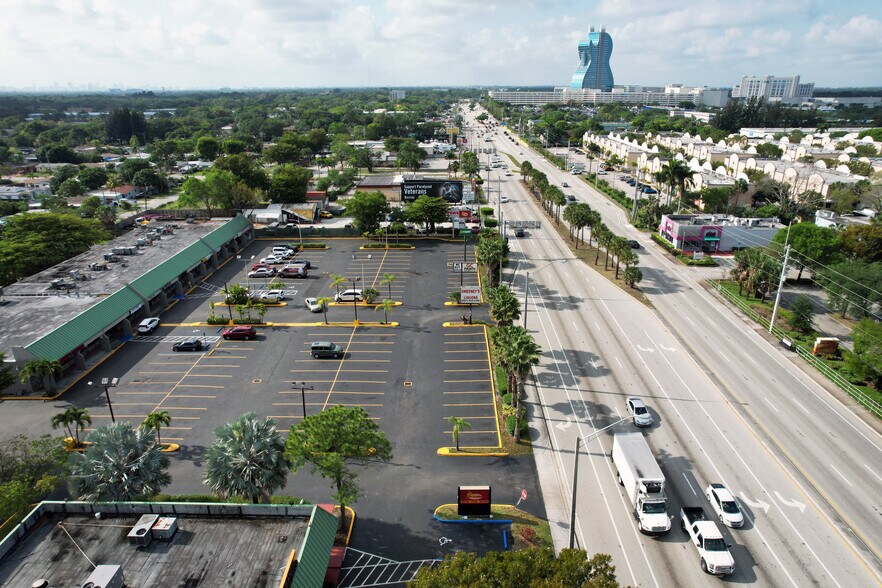 Primary Photo Of 4850-4860 S State Road 7, Hollywood Unknown For Lease