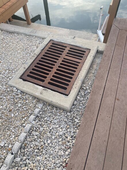 More Photos Of 3096 Skipper Ln, Saint James City Marina For Sale