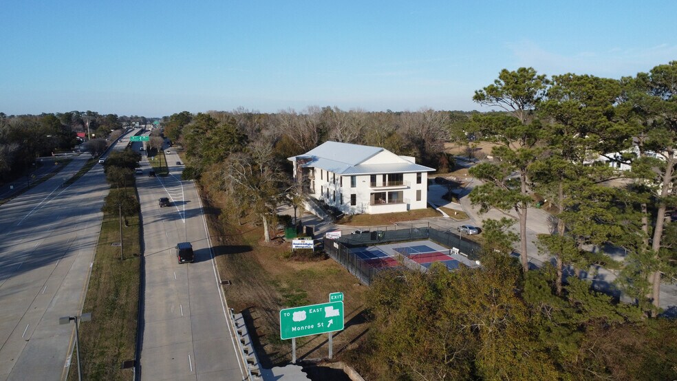 More Photos Of 111 N Causeway Blvd, Mandeville Office For Lease