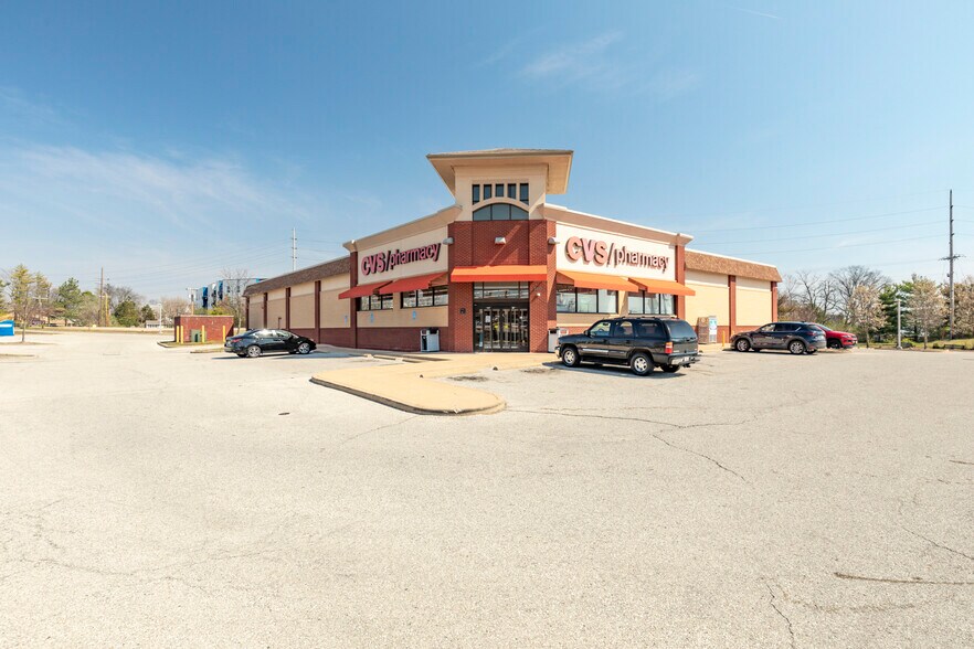 More Photos Of 9141 Olive Blvd, Olivette Drugstore For Sale