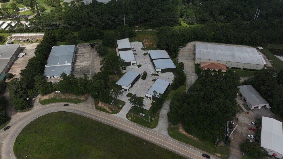 More Photos Of 3513 N Loop 336 W, Conroe Flex For Sale