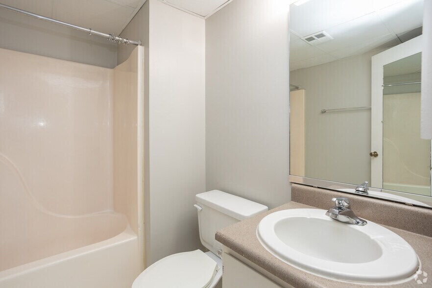 More Photos Of 4700 Westgrove St, Raleigh Apartments For Sale