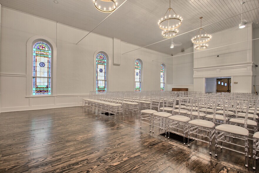 More Photos Of 114 S Main St, Troy Lodge Meeting Hall For Sale