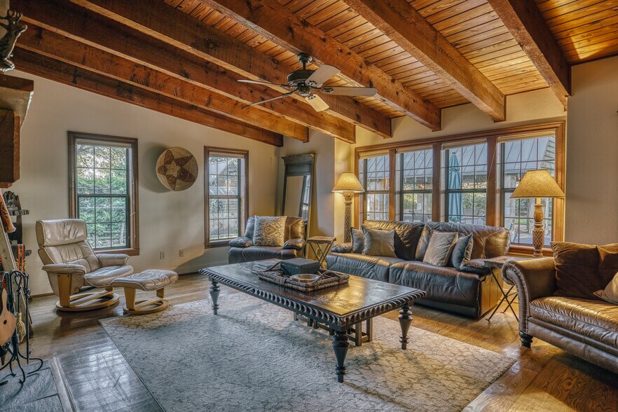 More Photos Of 1034 Hilbun Rd, New Ulm Land For Sale