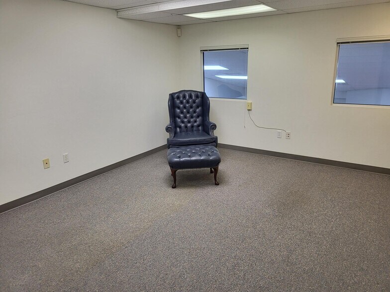 More Photos Of 5567 Taylor Rd, Naples Industrial For Sale