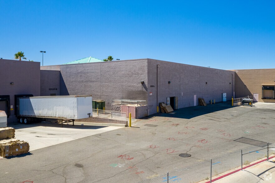 More Photos Of 12480 Amargosa Rd, Victorville Freestanding For Lease